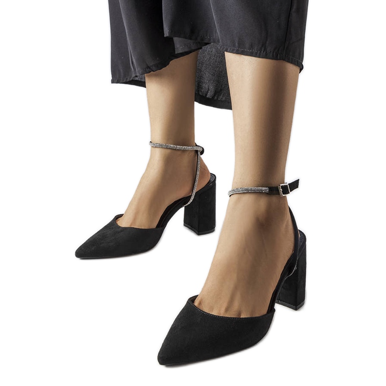 Black heel pumps from Stella