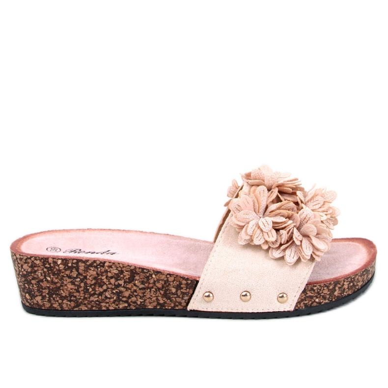 Wedge sandals with flowers from Galia Beige