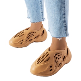 Julienne brown foam slippers