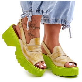 Leather Sandals On Heels And Platform Maciejka 06039-07 Yellow