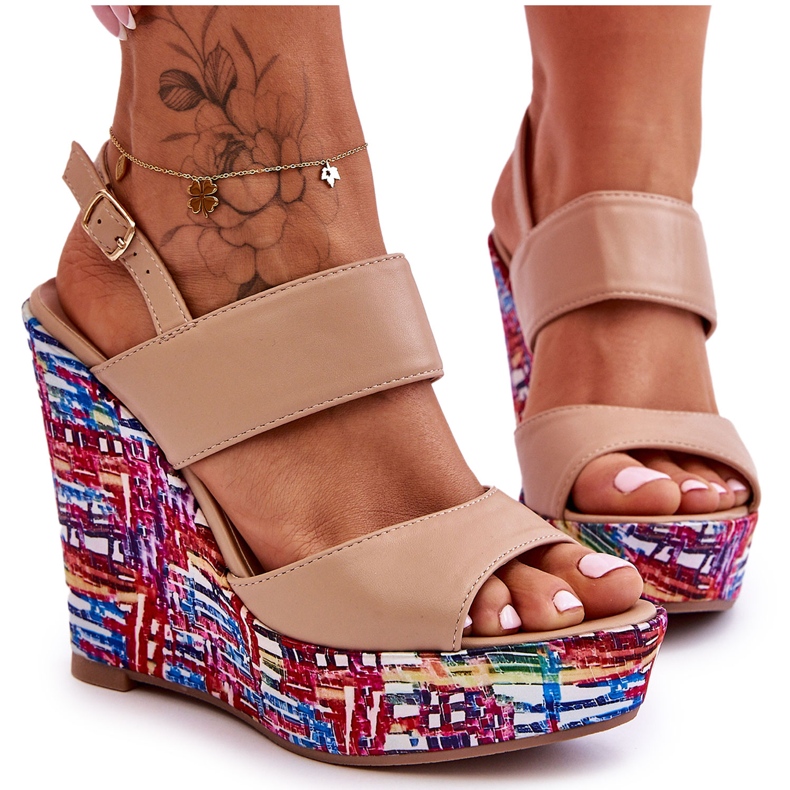 Calderia Women's Wedge Sandals Beige