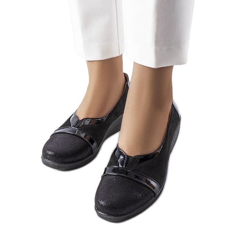 Black wedge shoes from Sundown Black wedge shoes from Sundown