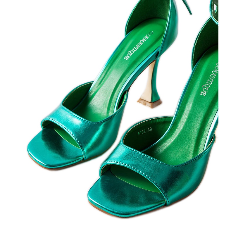 Inna Green shiny high heel sandals with a strap from Delinda