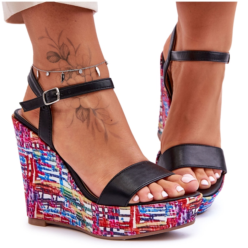 Women's Sandals On A Colorful Wedge Black Malibu