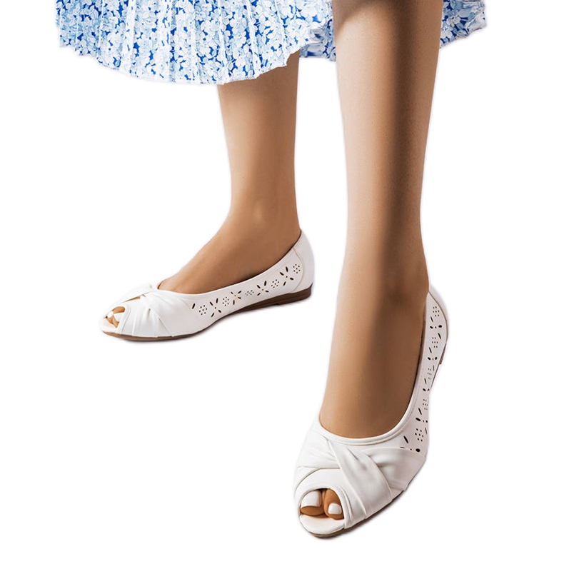 White openwork ballerinas with an open toe from Lafo