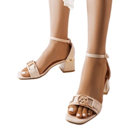 Beige sandals on a low heel from Helmi Beige sandals on a low heel from Helmi
