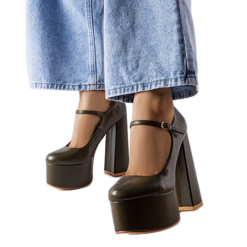 Colle green high heel pumps