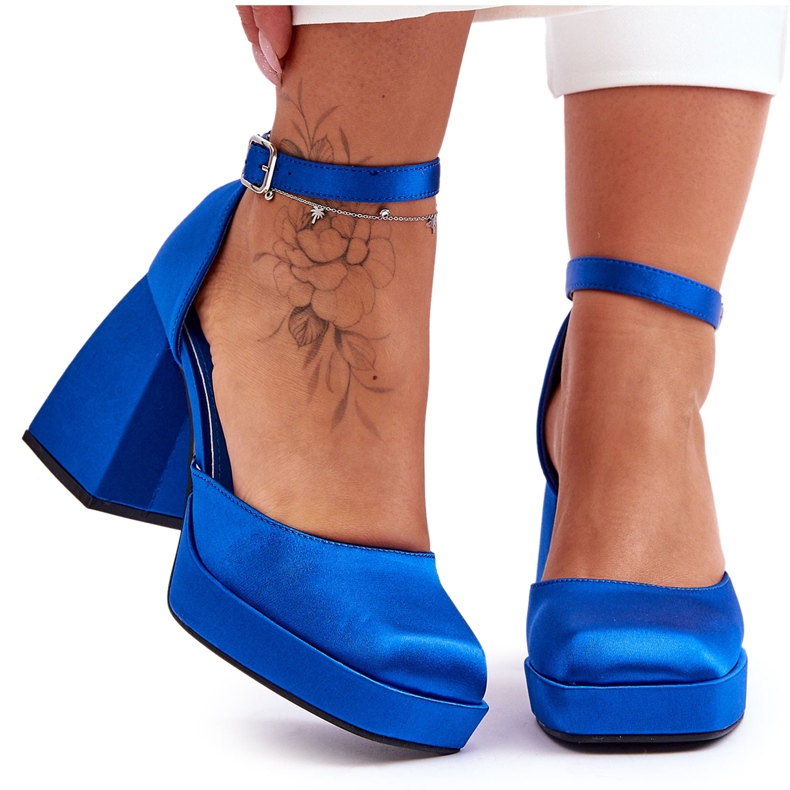 Fashionable Pumps On Massive Heels Blue Sandia