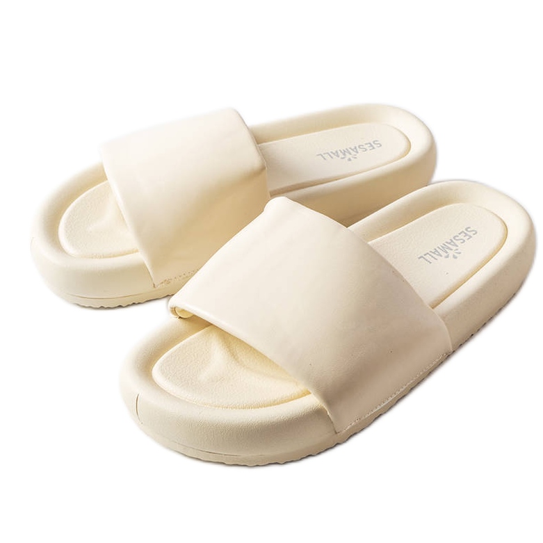 Beige platform slides from Franco