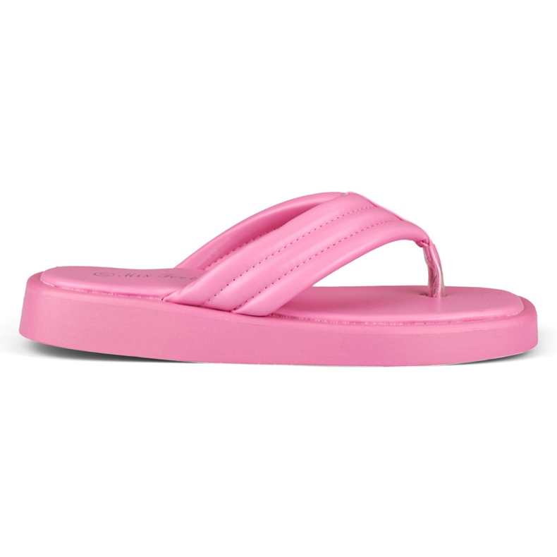 Women's flip-flops on the fuchsia platform pink