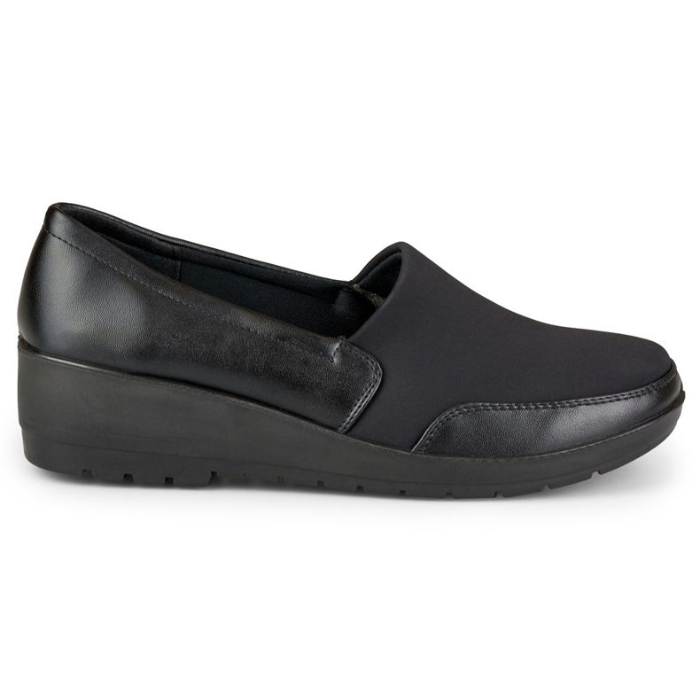Flexible black women's shoes