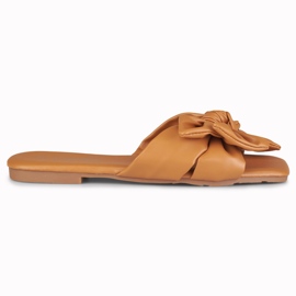 Caramel bow slippers from Isanna brown