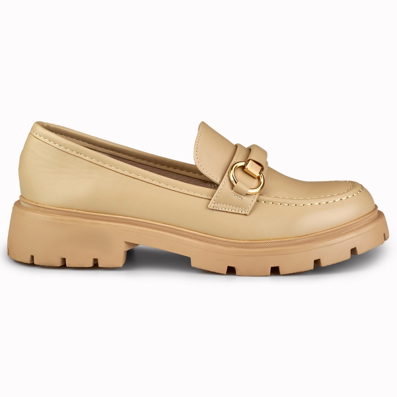Beige moccasins with a minimalist decoration