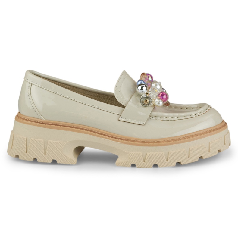 Beige lacquered loafers with decorative beads