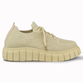 Flexible beige women's sports shoes
