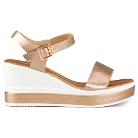 Comfortable women's wedge sandals golden