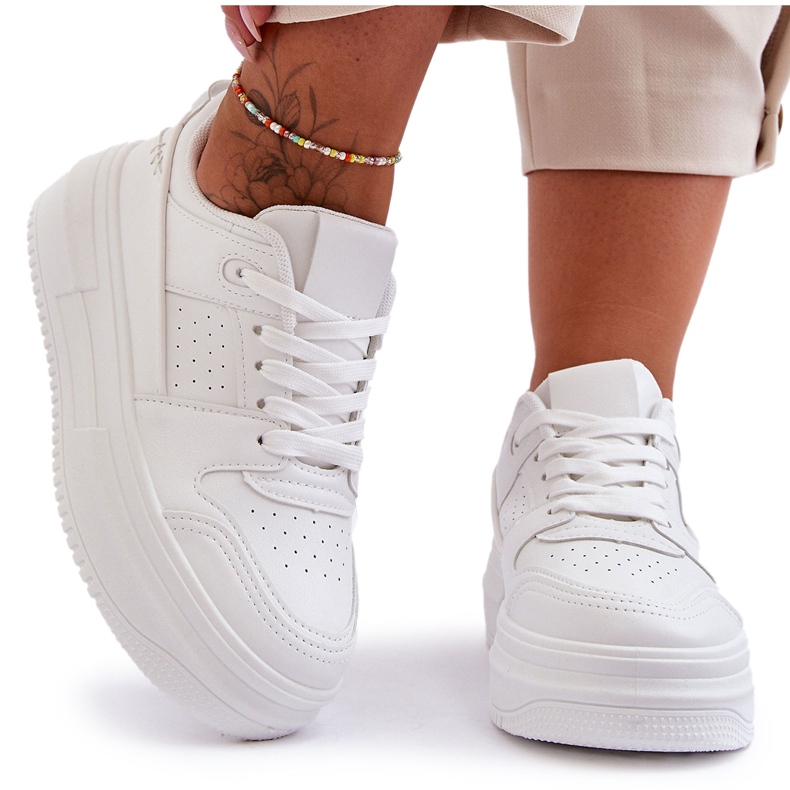 FJ1 Women's Leather Sports Shoes On A Massive Platform White Belisso