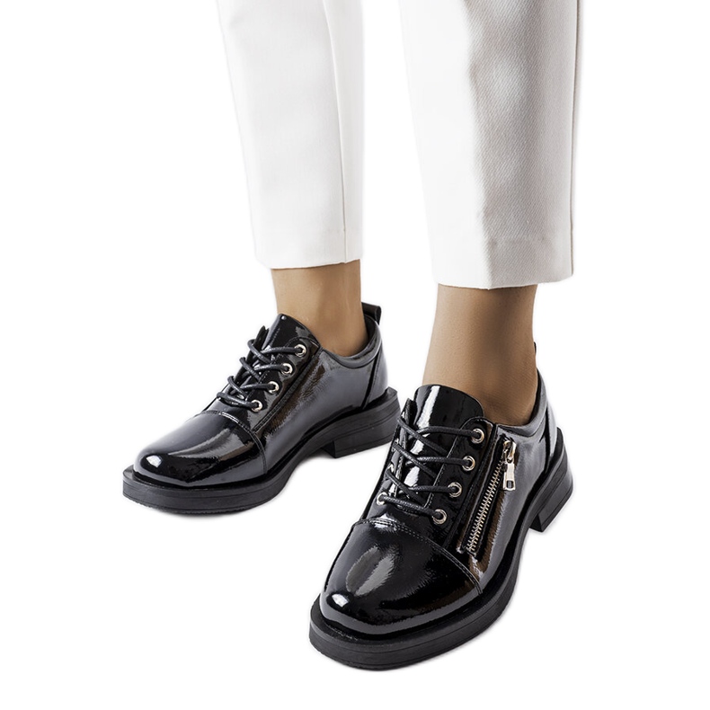 Inna Diamante women's black lacquered shoes