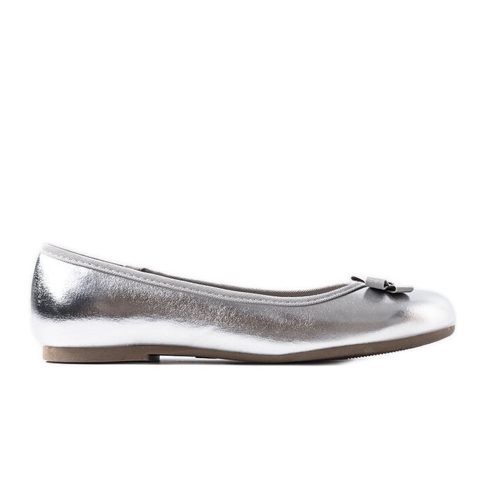 Silver lacquered ballerinas from Fedro Silver lacquered ballerinas from Fedro