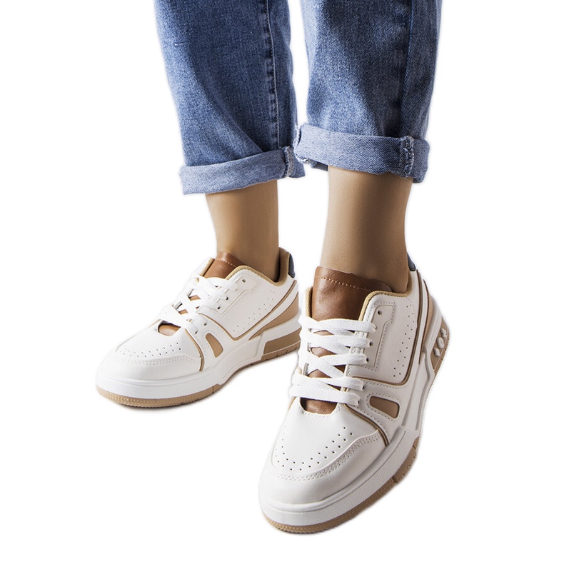 White sneakers with beige inserts from Willson