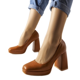 Brown high heel pumps from Mailly