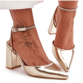 Eco-Leather Pumps with a Decorative Strap, Golden Lirosa