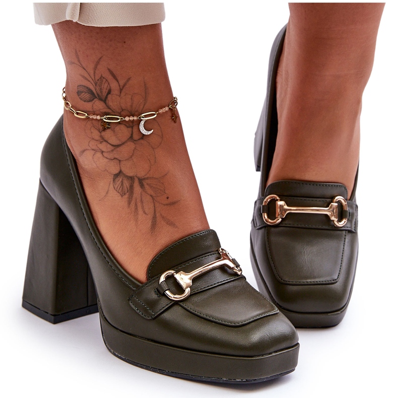 Fashionable Green Rouse Leather Pumps