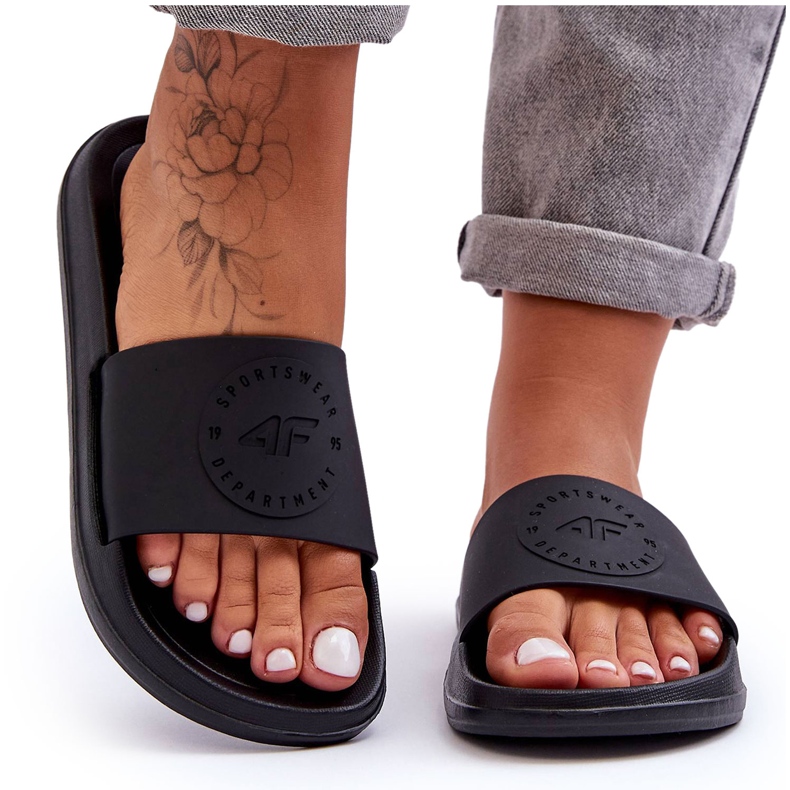 Women's Sport Slippers 4F 4FSS23FFLIF069-72S Black Women's Sport Slippers 4F 4FSS23FFLIF069-72S Black