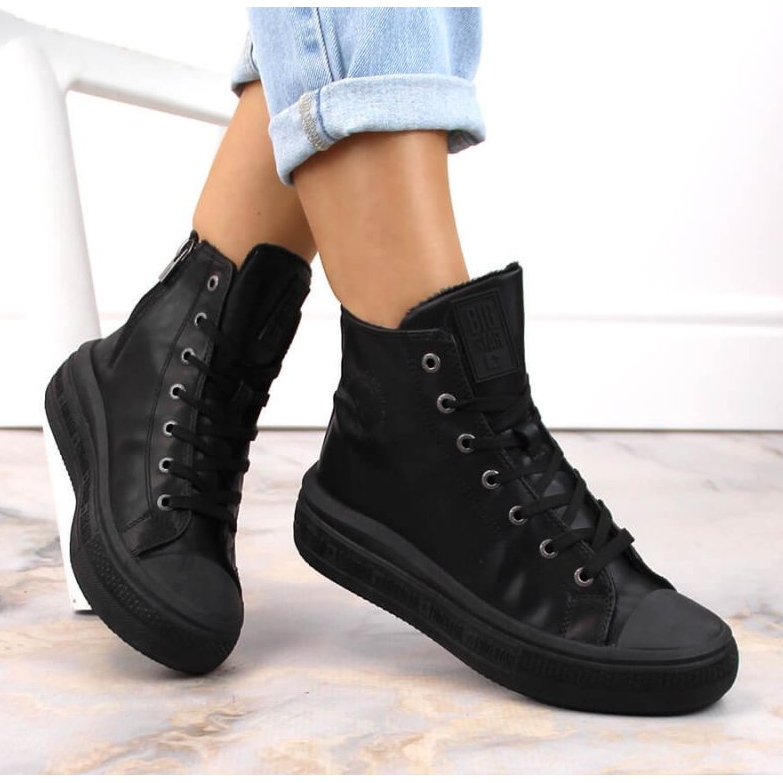 Lace-up insulated sneakers Big Star W INT1902B black