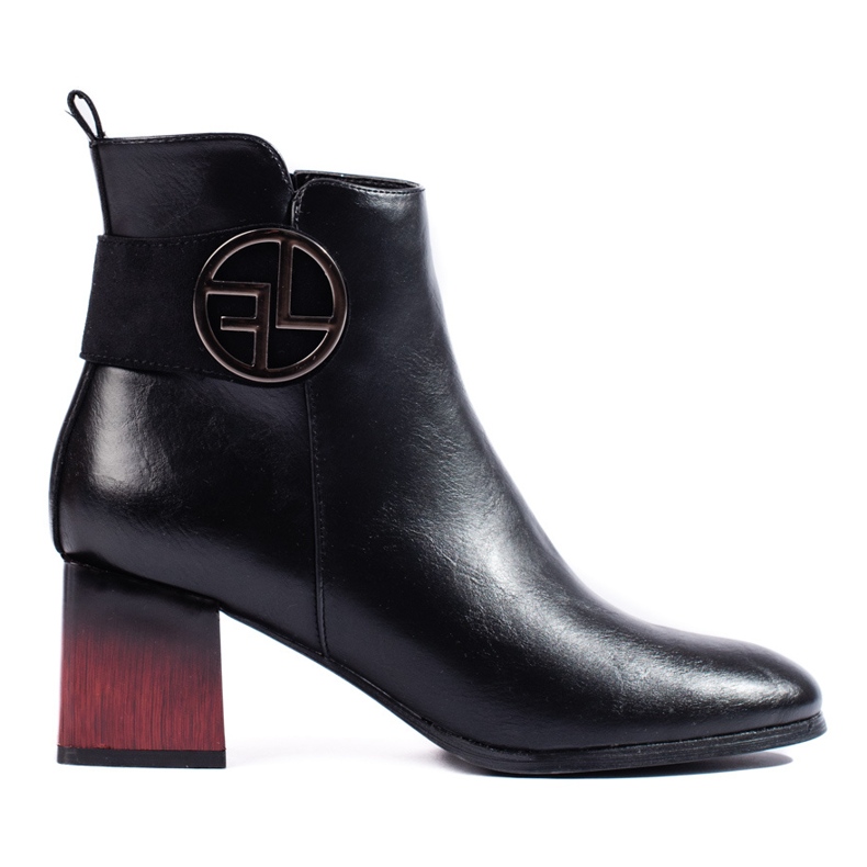 W. Potocki Black women's boots on the Potocki post