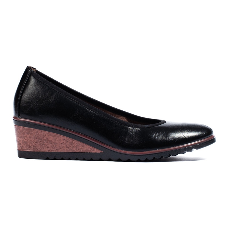 Black elegant wedge pumps from Potocki