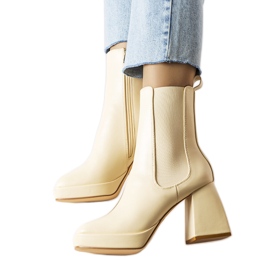 Beige chunky heel boots from Watson Beige chunky heel boots from Watson