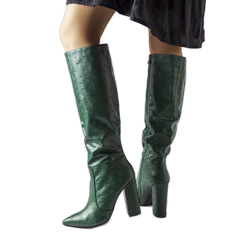 Green boots with embossing on the Delfina post