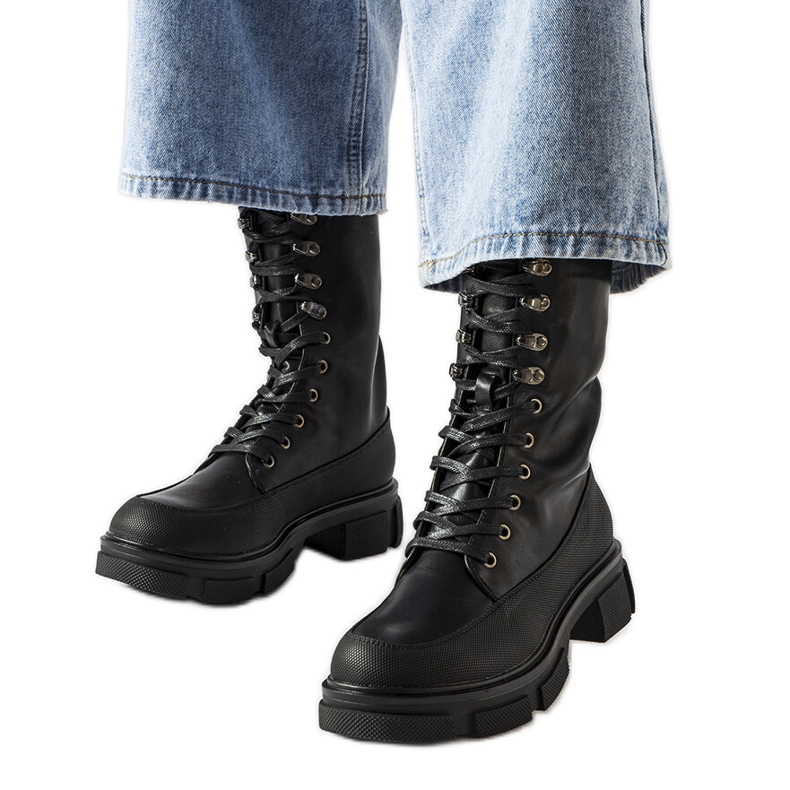 Lori black work boots with a thicker sole