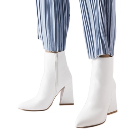 White ankle boots from Abelina White ankle boots from Abelina