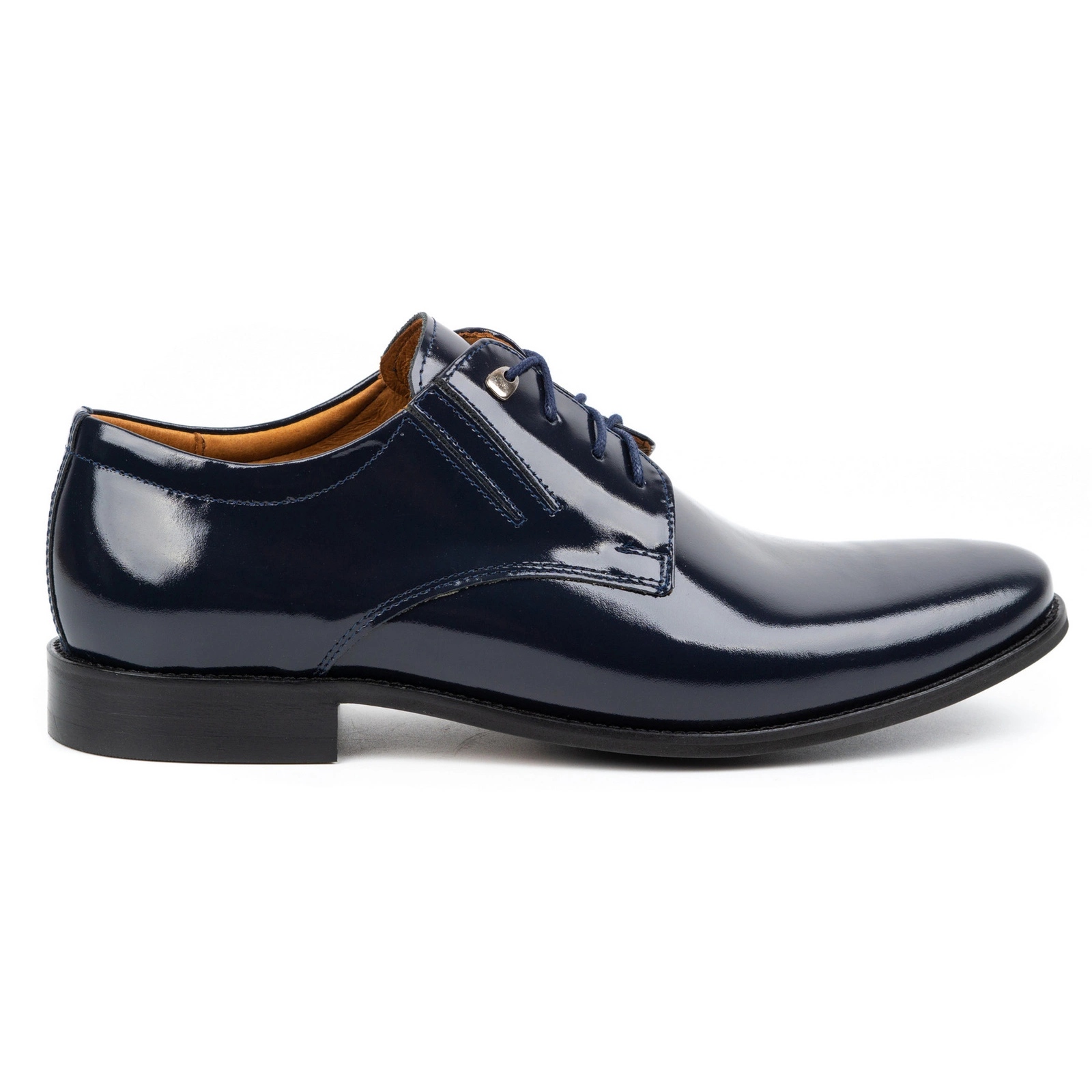 Blue patent leather shoes 2025