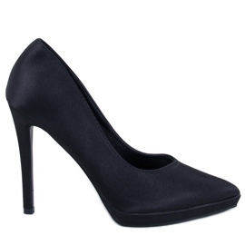 Inness Black stiletto pumps
