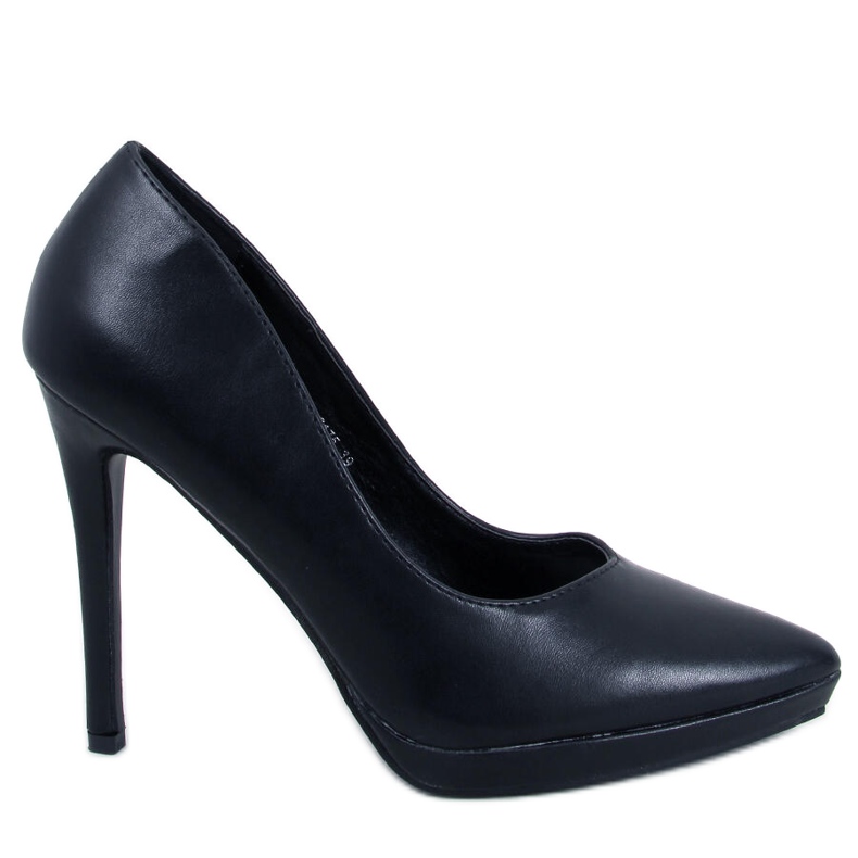 Blume Black high heel pumps