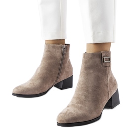 Beige ankle boots from Fletcher MR2130-4 Beige ankle boots from Fletcher MR2130-4