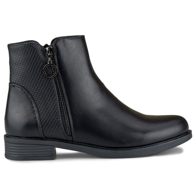 Women's black flat boots made of eco-leather