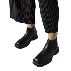 Inna Tarquinia black low flat boots