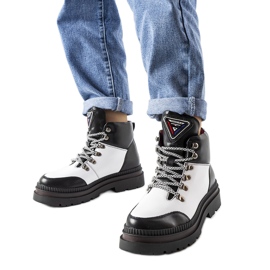 Black and white insulated boots from Solofra Black and white insulated boots from Solofra