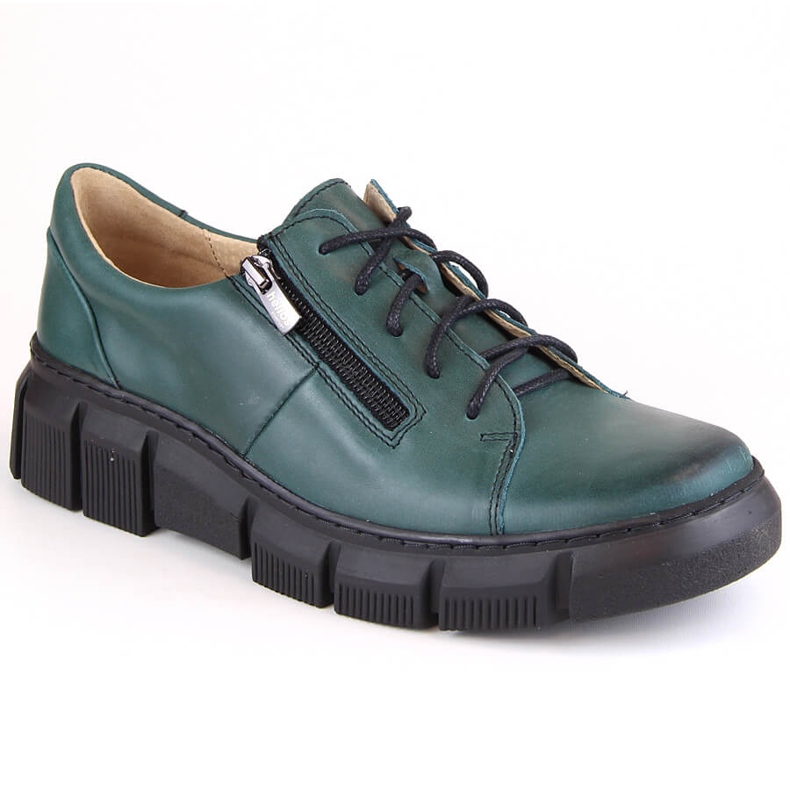 Comfortable women's leather shoes on the platform, green Helios 413.56
