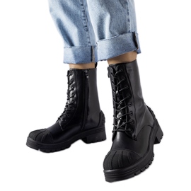 Black workers shoes with a thick Manara sole