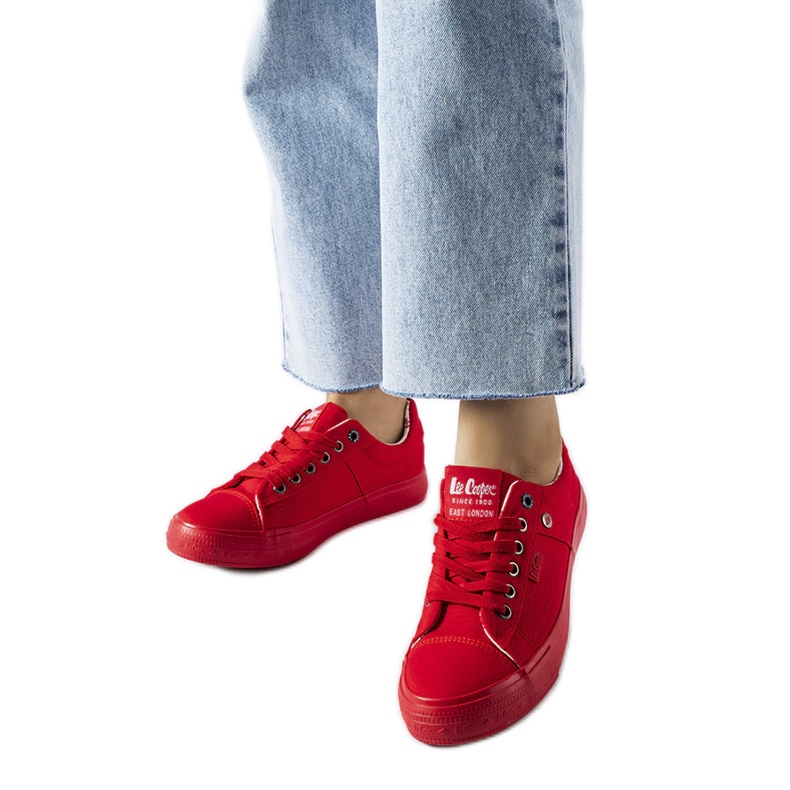 Red fabric sneakers by Lee Cooper Red fabric sneakers by Lee Cooper
