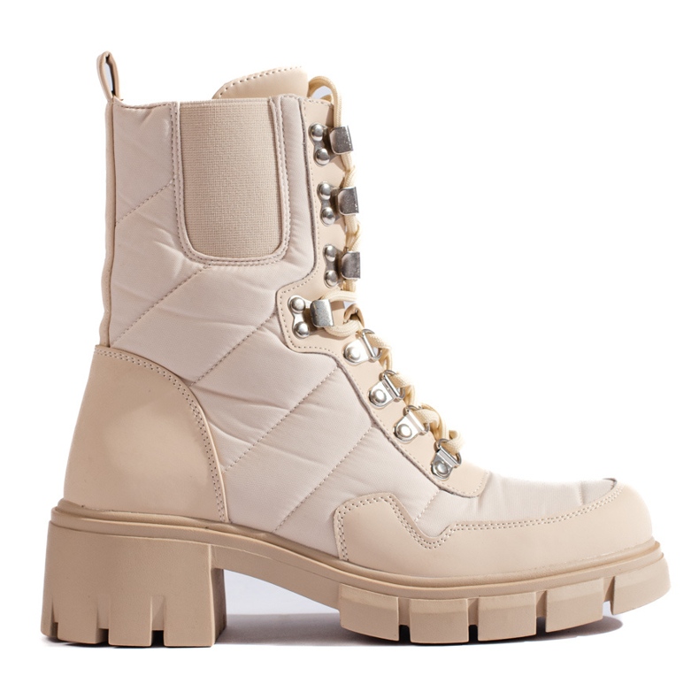 Creamy, insulated women's lace-up work boots from Vinceza beige