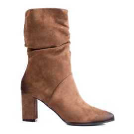 Suede beige elegant ankle boots from Vinceza