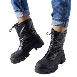 Black snow boots with Cendrillon cuff Black snow boots with Cendrillon cuff