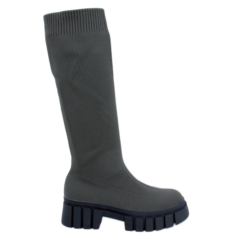 Boots with a flexible Tapp Green upper