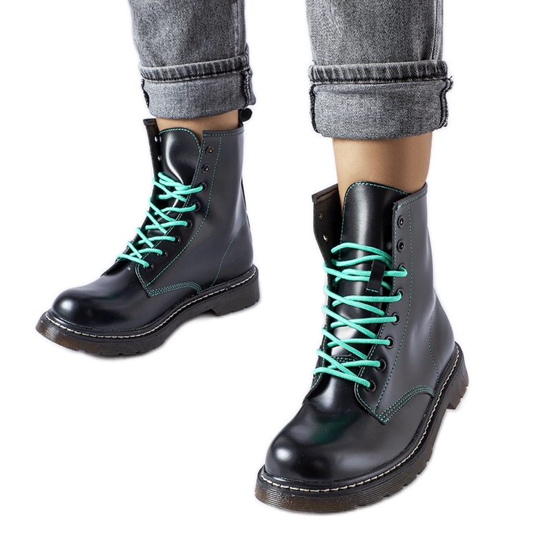 Inna Black boots with decorative green Rocco thread